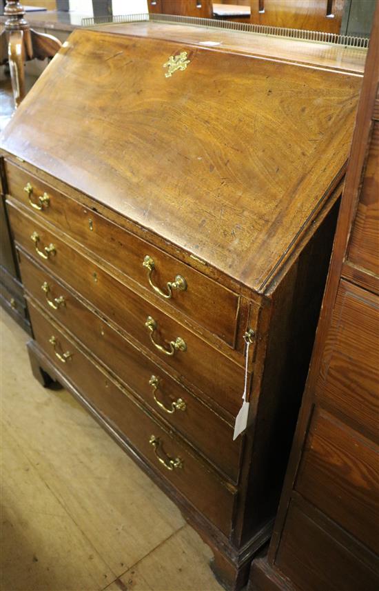 A George III mahogany bureau(-)